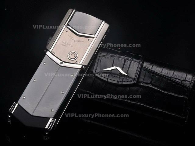 Vertu Signature Black Leather