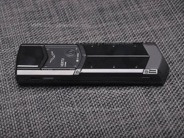 Vertu Slide New Mobile Phone