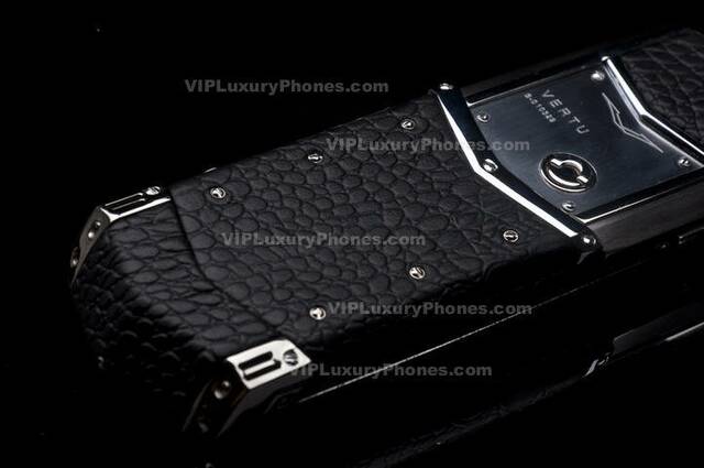 Vertu Signature Latest Mobile Phone