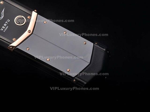 Vertu Signature Ceramic Model