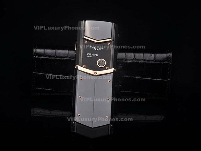 Vertu Signature Ceramic Model