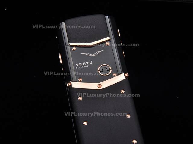 Vertu Signature Gold 2022