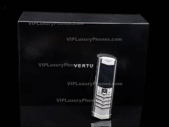 Vertu Signature S White Leather Cover