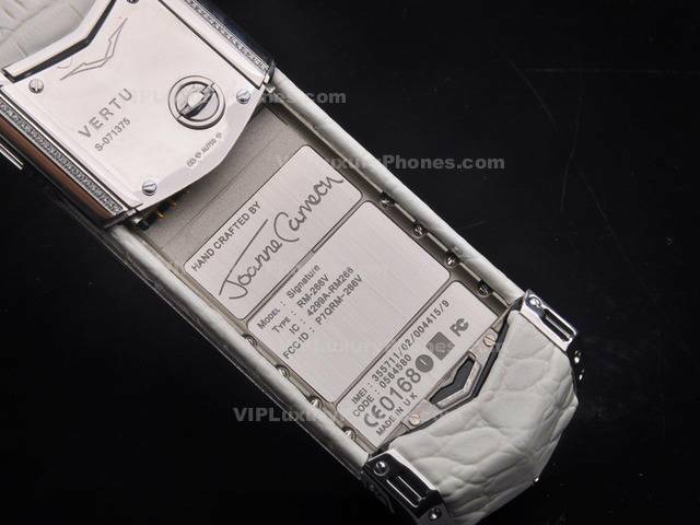 Vertu Signature S White Phone