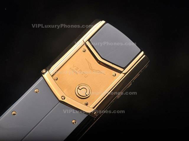 Vertu Signature Top Model 2022