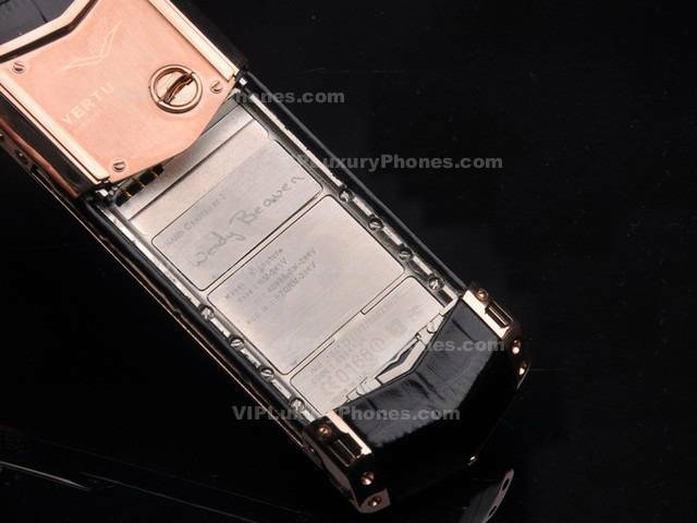 Vertu Signature Gold