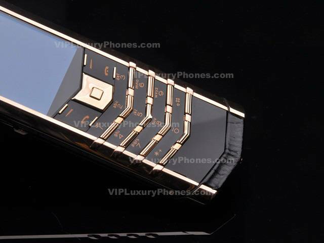 Vertu Signature Gold