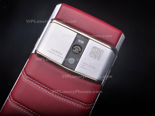 Vertu Signature Touch Model 2022