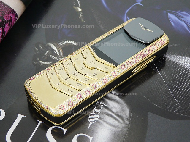 Vertu Signature Diamond best mobiles online