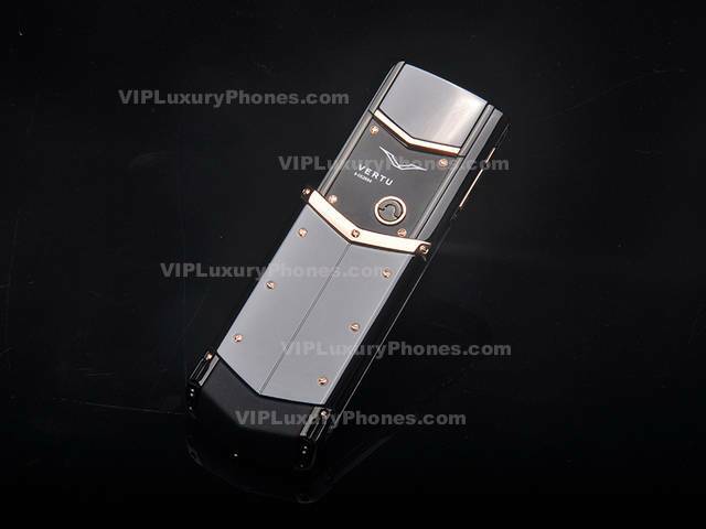 Vertu Signature Rose Gold Back