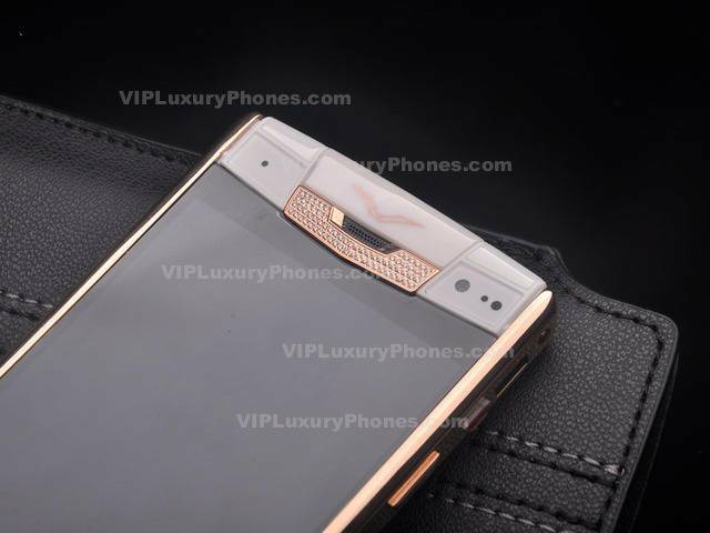 Vertu Signature Touch Android Clone