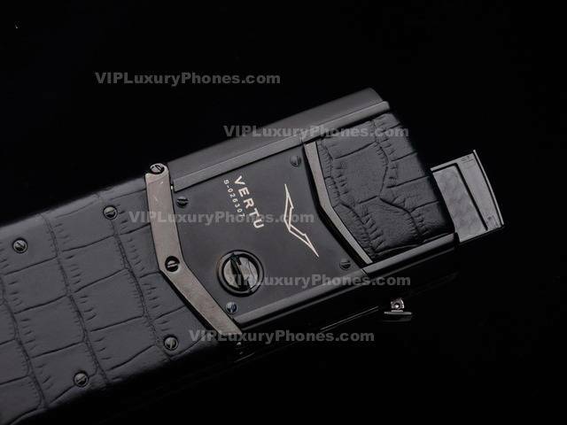 Vertu Signature Crocodile Skin