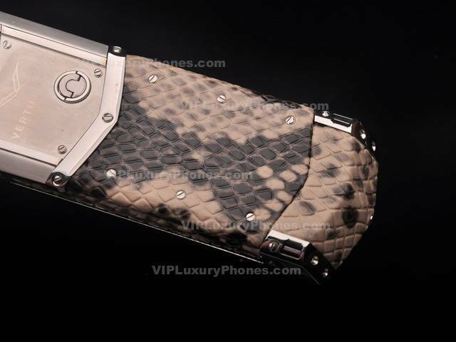 Vertu Signature Snake Skin