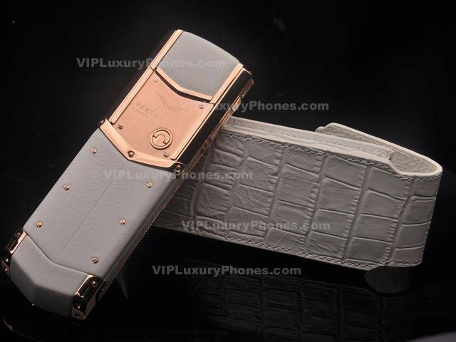 Vertu Signature Case Model 2022