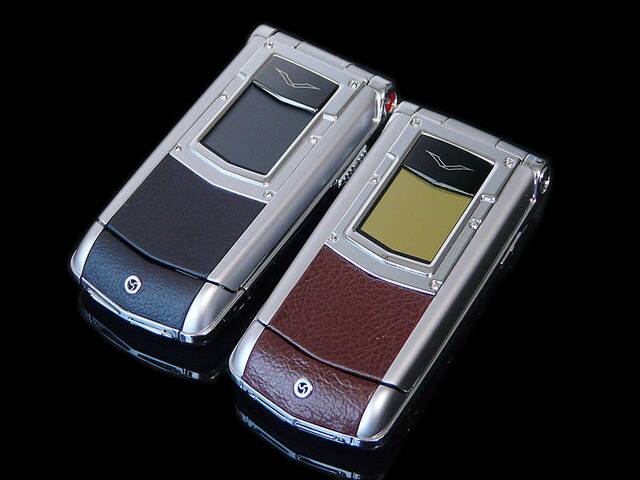 VERTU Signature online purchase of mobile phones 2013